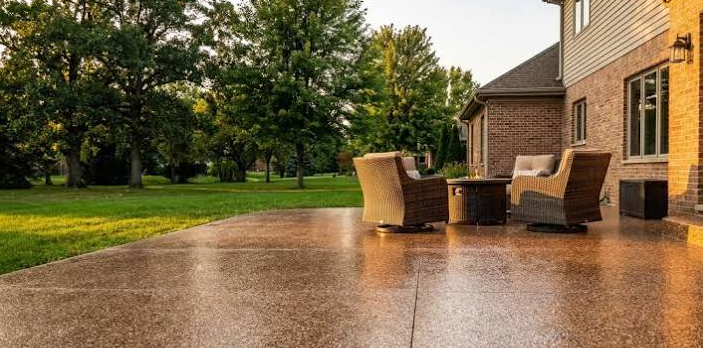 Outdoor Concrete Coating in Springfield, IL: What to Know