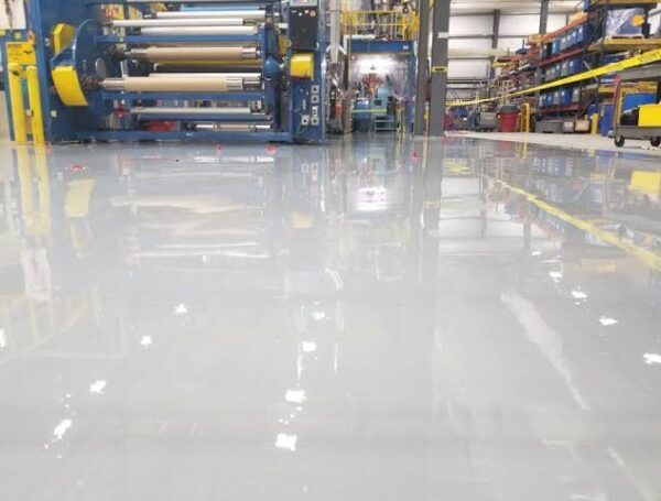 Professional Seamless Epoxy Flooring Services in Rochester, IL